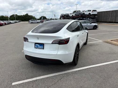 White 2024 Tesla Model Y Long Range