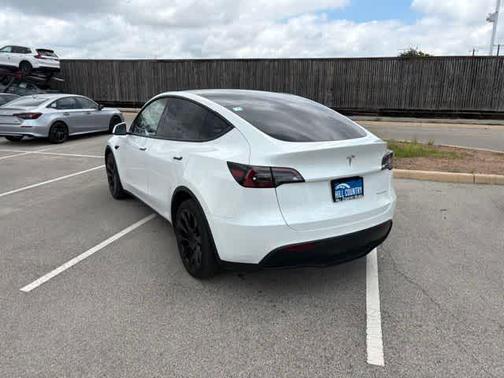 White 2024 Tesla Model Y Long Range