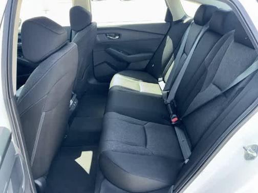 Platinum White Pearl 2026 Honda Accord SE