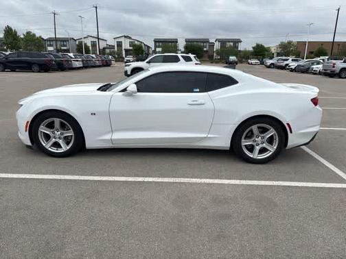 Summit White 2021 Chevrolet Camaro 1LT