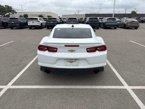 Summit White 2021 Chevrolet Camaro 1LT