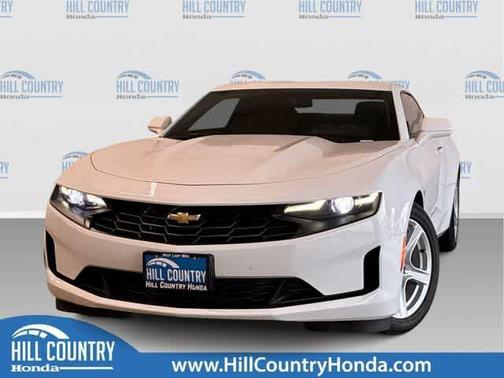 Summit White 2021 Chevrolet Camaro 1LT