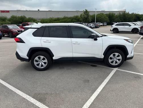 Ice 2024 Toyota RAV4 LE
