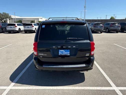 Black Onyx Crystal Pearlcoat 2018 Dodge Grand Caravan GT