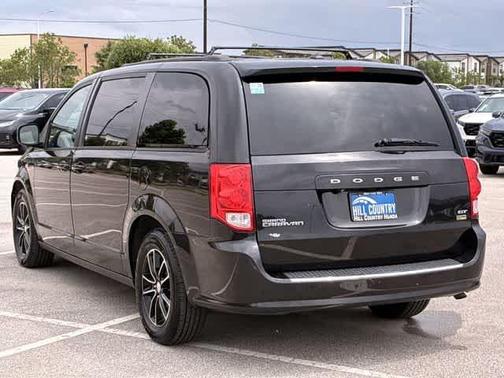 Black Onyx Crystal Pearlcoat 2018 Dodge Grand Caravan GT