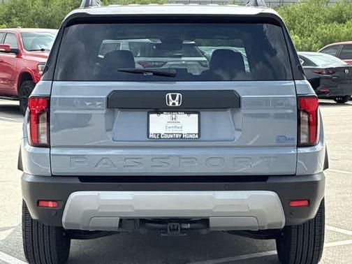 Sonic Gray Pearl 2026 Honda Passport RTL Towing