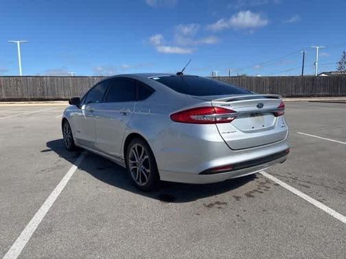 2017 Ford Fusion Hybrid SE