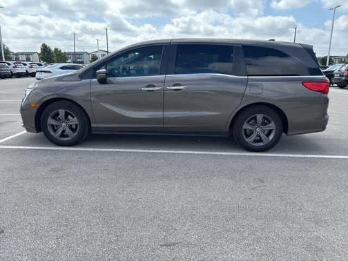Pacific Pewter Metallic 2022 Honda Odyssey EX