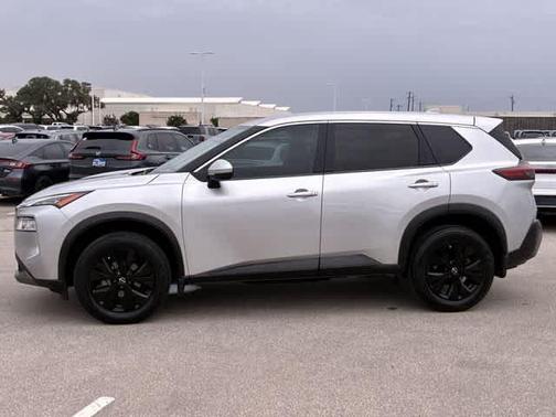 Brilliant Silver Metallic 2023 Nissan Rogue SV