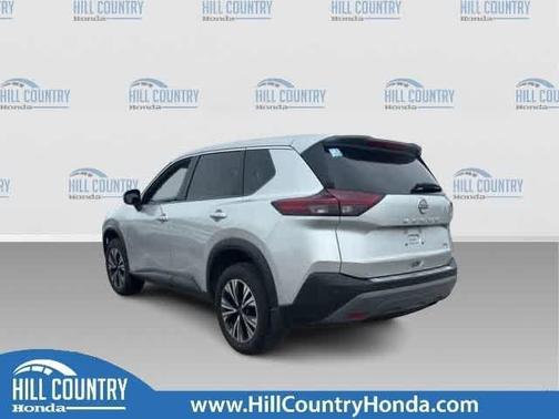 Brilliant Silver Metallic 2023 Nissan Rogue SV