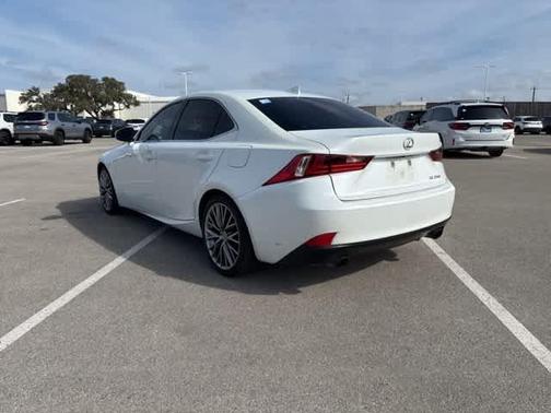 2015 Lexus IS 250 Crafted Line