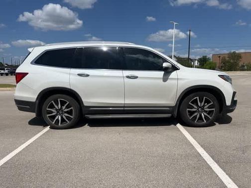 2021 Honda Pilot Touring 8-Passenger