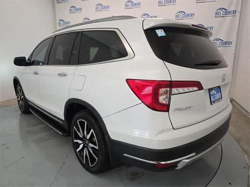 2021 Honda Pilot Touring 8-Passenger