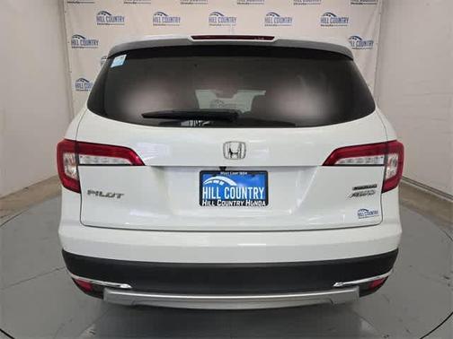 2021 Honda Pilot Touring 8-Passenger