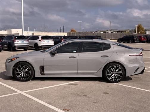 2022 Kia Stinger GT-Line
