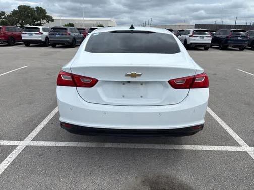 Summit White 2023 Chevrolet Malibu 1LS