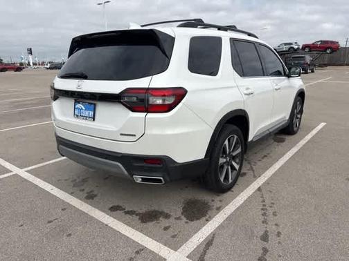 2023 Honda Pilot Touring