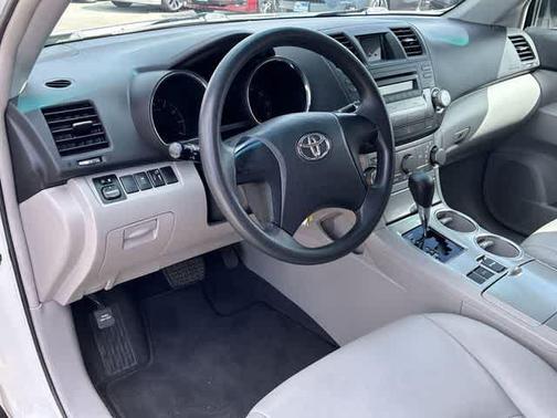 Blizzard Pearl 2012 Toyota Highlander