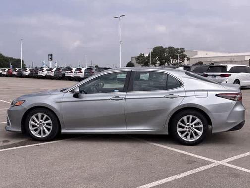 Celestial Silver Metallic 2022 Toyota Camry LE