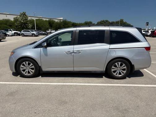 Silver 2014 Honda Odyssey
