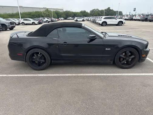 Black 2013 Ford Mustang GT Premium