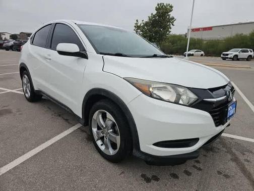 2017 Honda HR-V LX