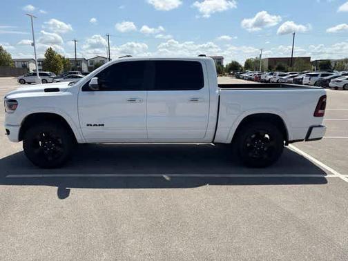 Bright White Clearcoat 2021 RAM 1500 Big Horn