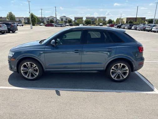 Utopia Blue Metallic 2018 Audi Q3 2.0T Premium