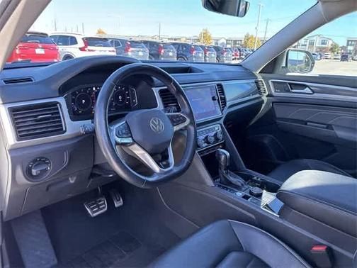 2022 Volkswagen Atlas 3.6L SEL Premium R-Line