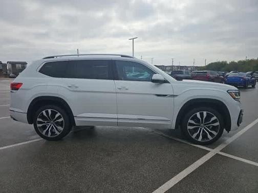 2022 Volkswagen Atlas 3.6L SEL Premium R-Line