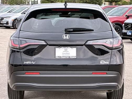 Crystal Black Pearl 2025 Honda HR-V LX