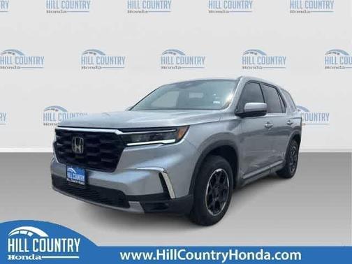 Lunar Silver Metallic 2025 Honda Pilot EX-L