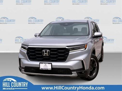 Lunar Silver Metallic 2025 Honda Pilot EX-L