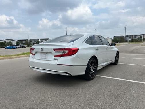 2022 Honda Accord Hybrid Touring