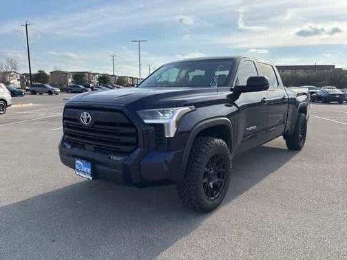 2022 Toyota Tundra SR5