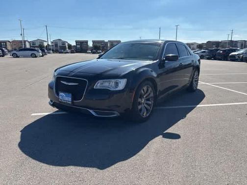 2016 Chrysler 300 Limited