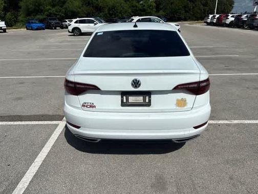 Pure White 2021 Volkswagen Jetta 1.4T R-Line