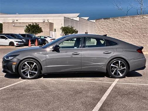 2021 Hyundai SONATA SEL Plus