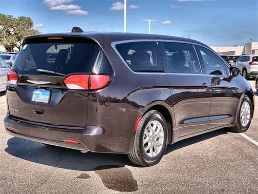 2017 Chrysler Pacifica Touring