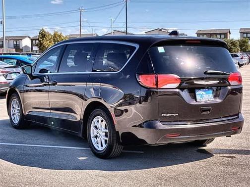 2017 Chrysler Pacifica Touring