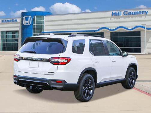 Platinum White Pearl 2026 Honda Pilot Sport