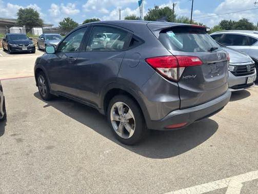 Modern Steel Metallic 2019 Honda HR-V LX