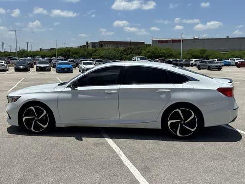 Platinum White Pearl 2022 Honda Accord Sport SE