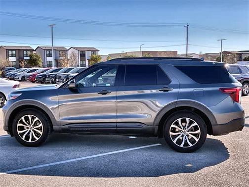 2020 Ford Explorer ST