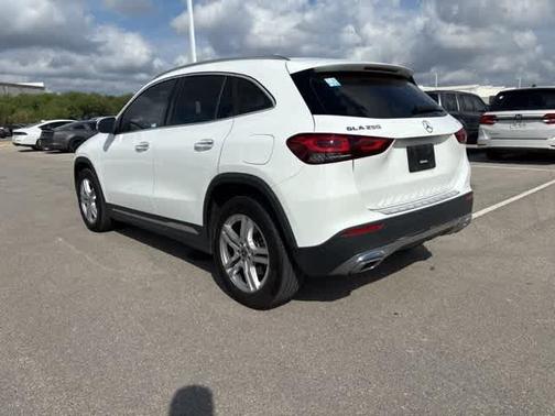 2023 Mercedes-Benz GLA 250 Base 4MATIC