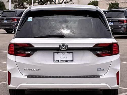 White 2026 Honda Odyssey EX-L