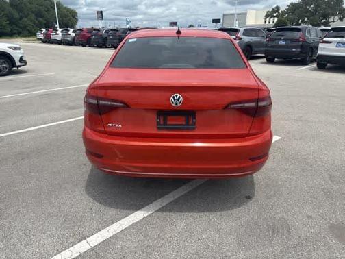 Habanero Orange Metallic 2021 Volkswagen Jetta 1.4T S