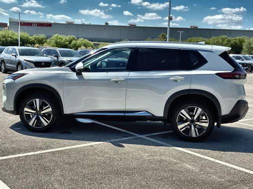 White 2021 Nissan Rogue SL