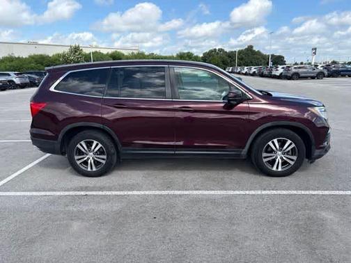 Red 2017 Honda Pilot EX-L