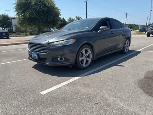 Magnetic 2016 Ford Fusion SE